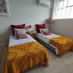 Leote House - Studio 1