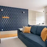 Viva Formosa Flat