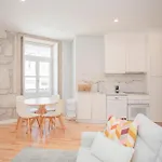 Liiiving in Porto - Aliados Stone Apartment