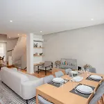 Liiiving In Porto - Design Bright House