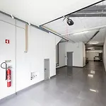 Modern Apartment For Two Guests