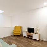 Viva Spacious Apartment Campanha