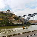 Oporto Trendy River