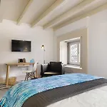 4J\'S Apartment