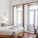 Go2Oporto @Flores Guest House