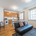 Guestready- Dalliance Apts