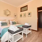 Azulejos Duplex Apartment - Porto Downtown