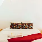 Aposentus -Romantic Mezzanine Apartment With A Balcony