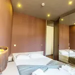118 Premium Downtown Apartments
