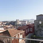 Porto&Clérigos Views by Porto City Hosts
