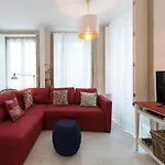 Lovelystay - Sundari Studio