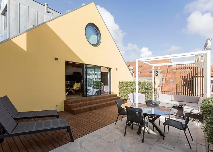 Downtown Duplex W/ Amazing Terrace By Lovelystay