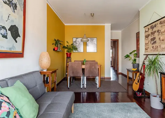 Lazaro 2 Bedroom Apartment