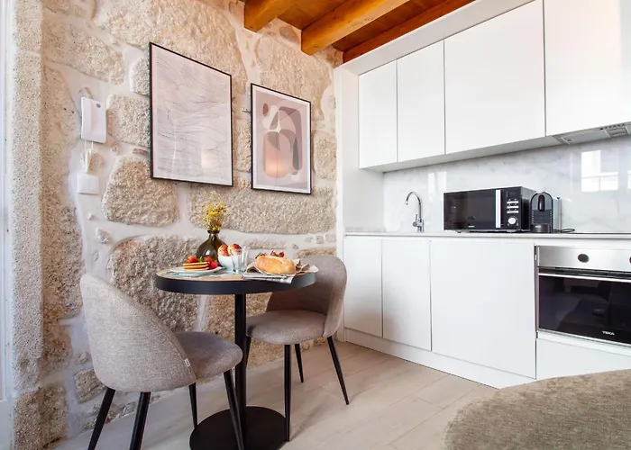 Cozy Mezzanine Hideaway W Ac By Lovelystay