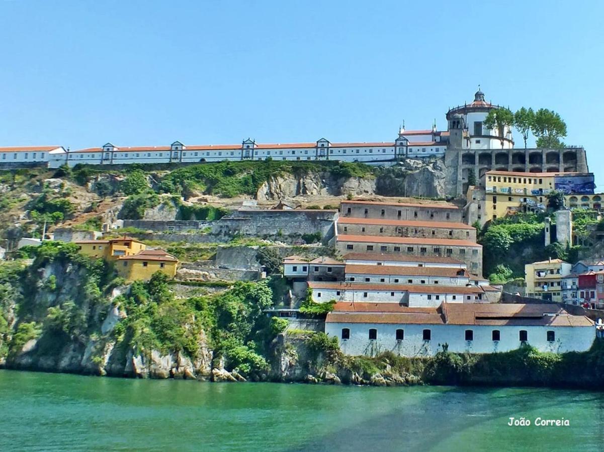 Lovely Miradouro * Oporto