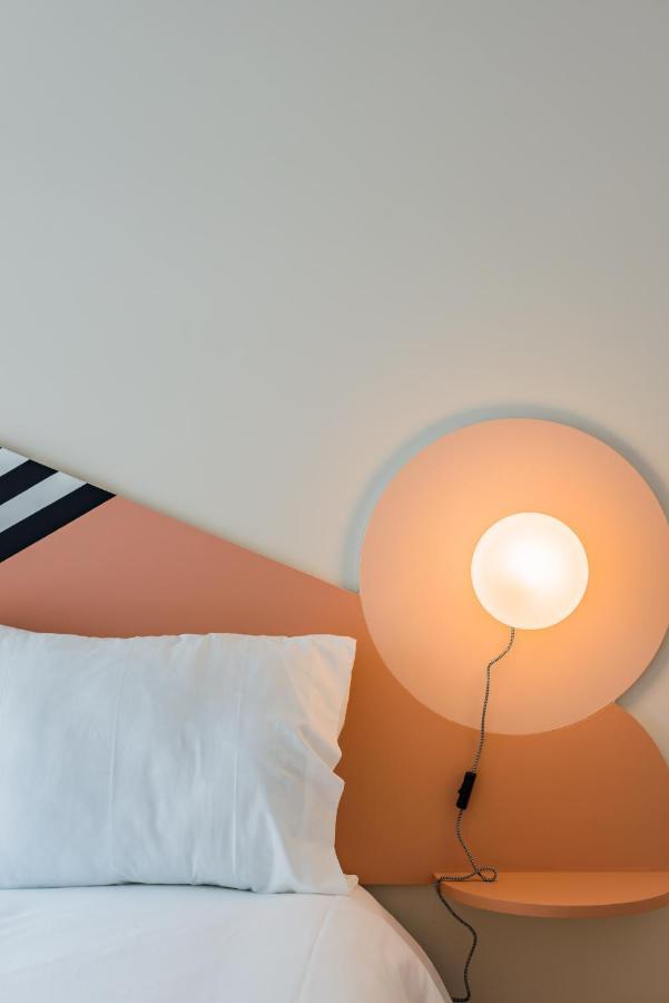 Amazing Duplex - Mid Century Experience & Parking Apartamento Oporto