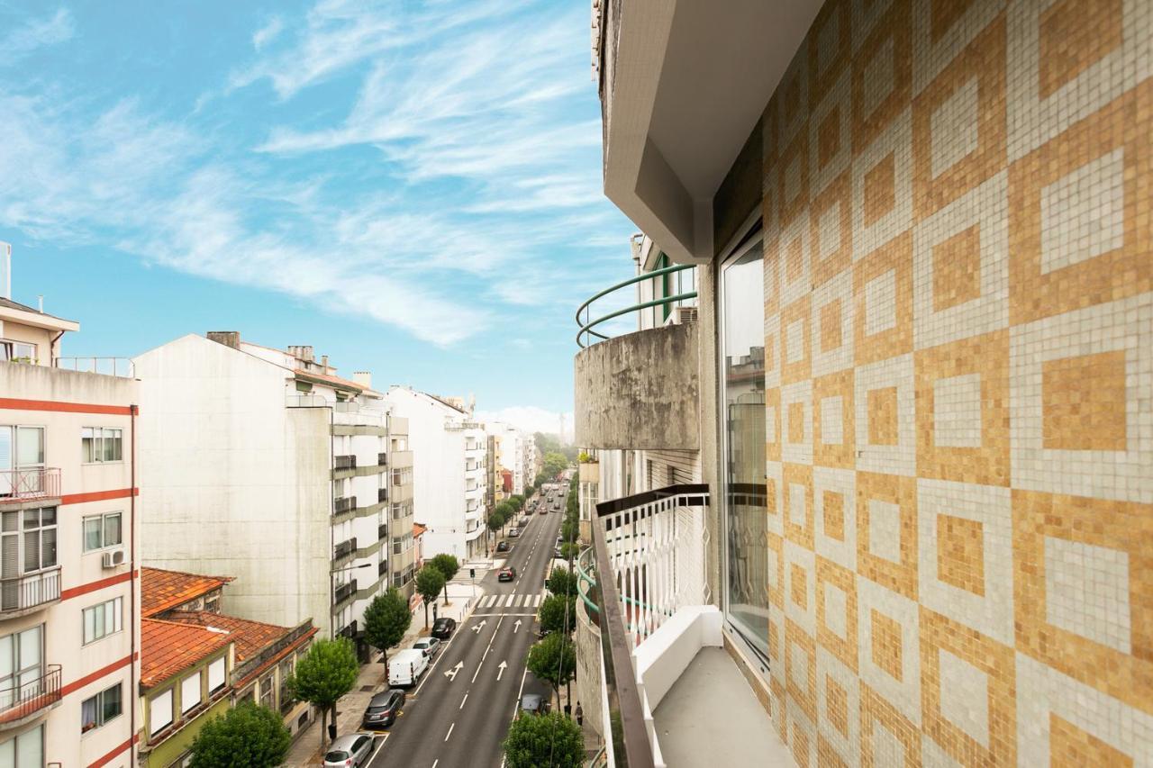 A Modern And Homely 3 Bedroom With Elevator *