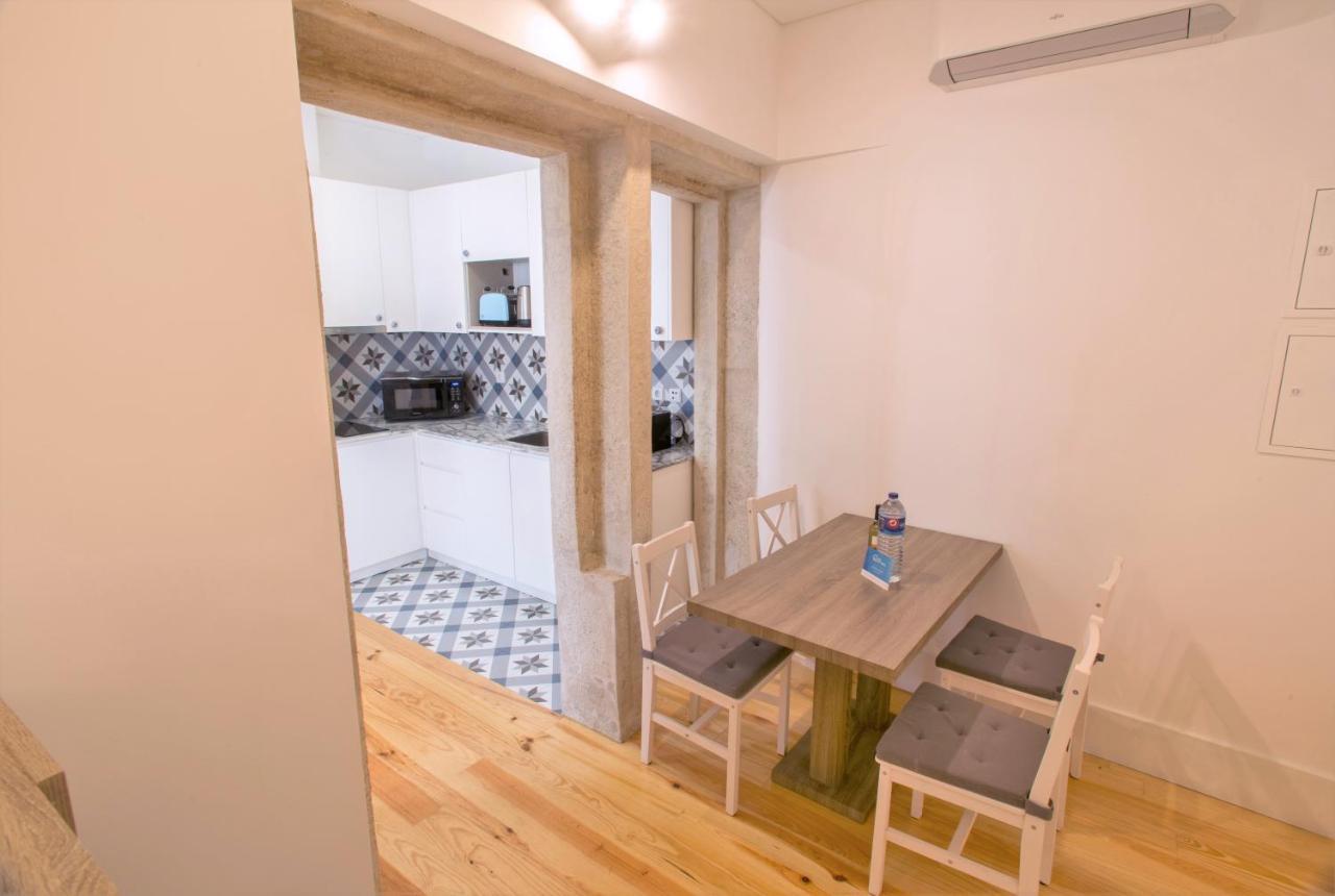Apartamento Janelas De Sao Bento 3 By Hosts
