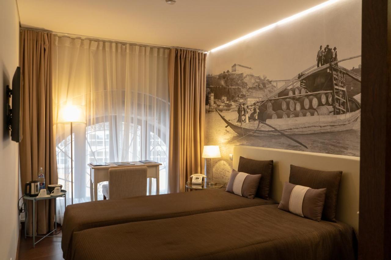 Oca Ribeira Do 3* Oporto