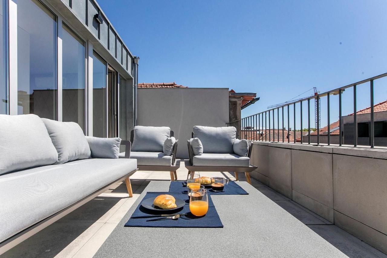 Apartamento Luminous Premium Loft W/ac & Terrace By Lovelystay