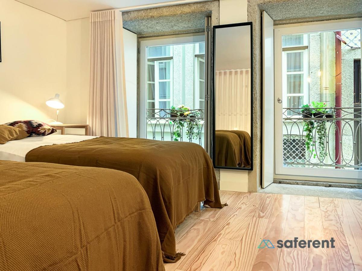 Stylish Triplex Next To Ribeira * Oporto