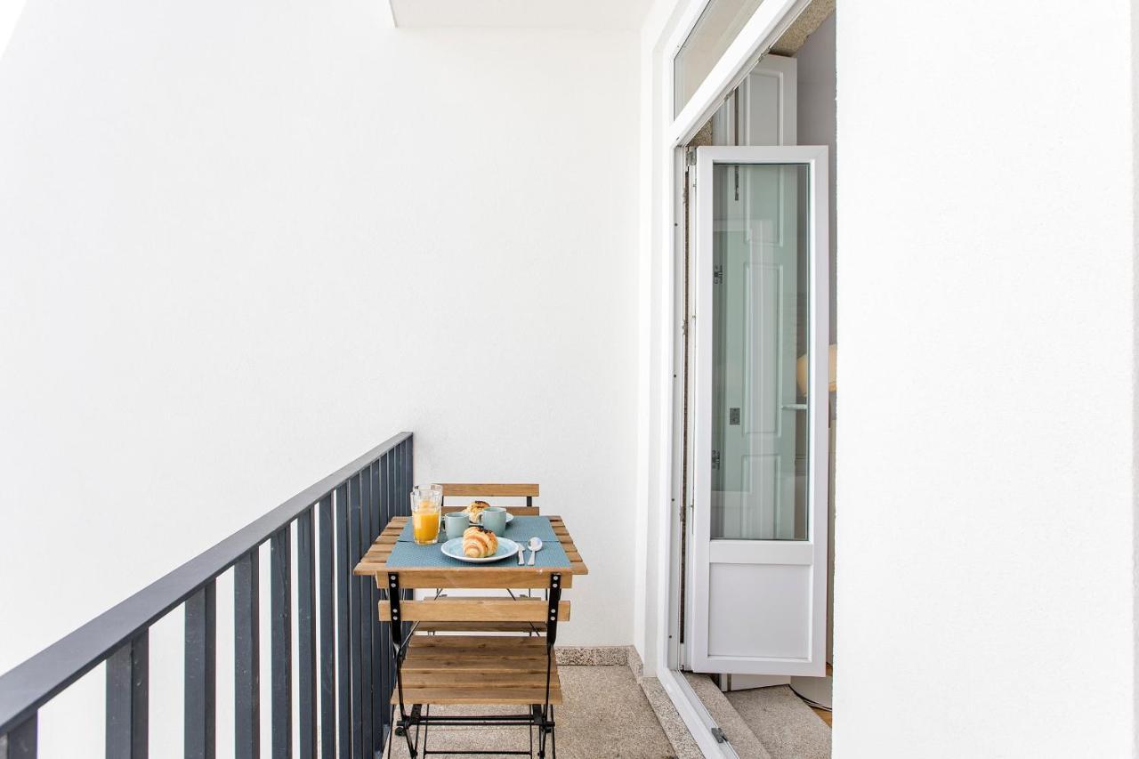 Apartamento Flux Art W/ Ac & Balcony By Lovelystay