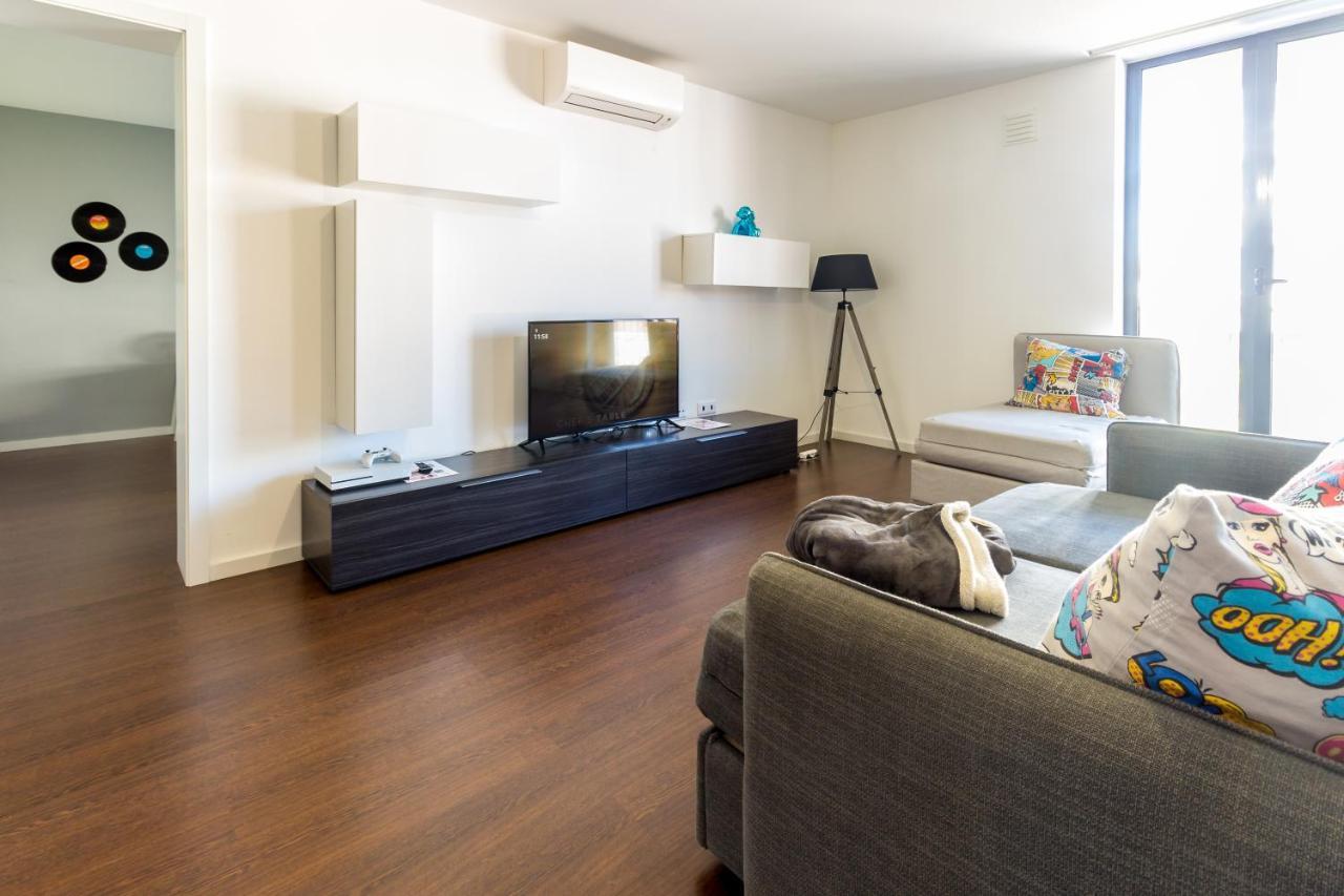 Apartamento Guest H4u - Bonjardim Pop Art Center Oporto