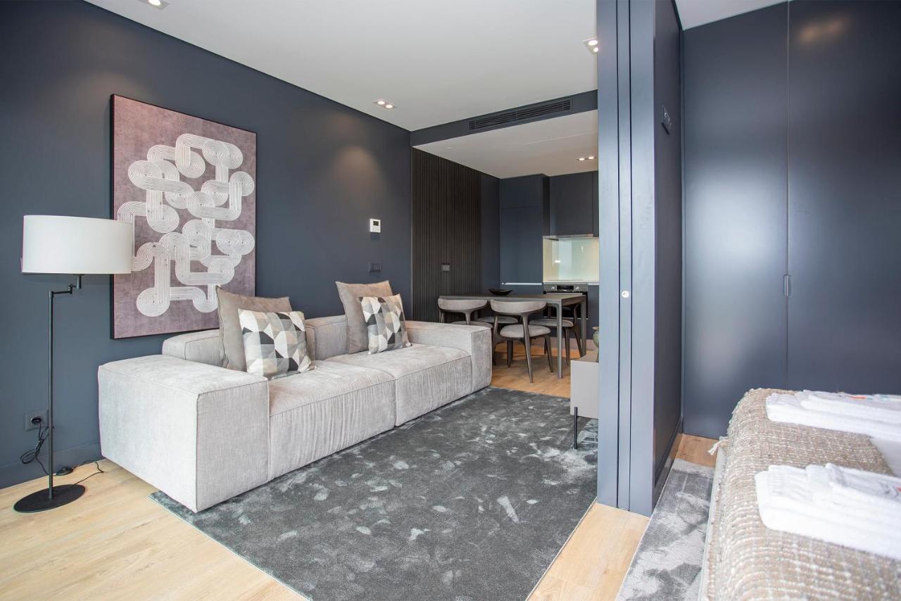 Apartment Liiiving In Porto - Dragao Pool View Apartments *