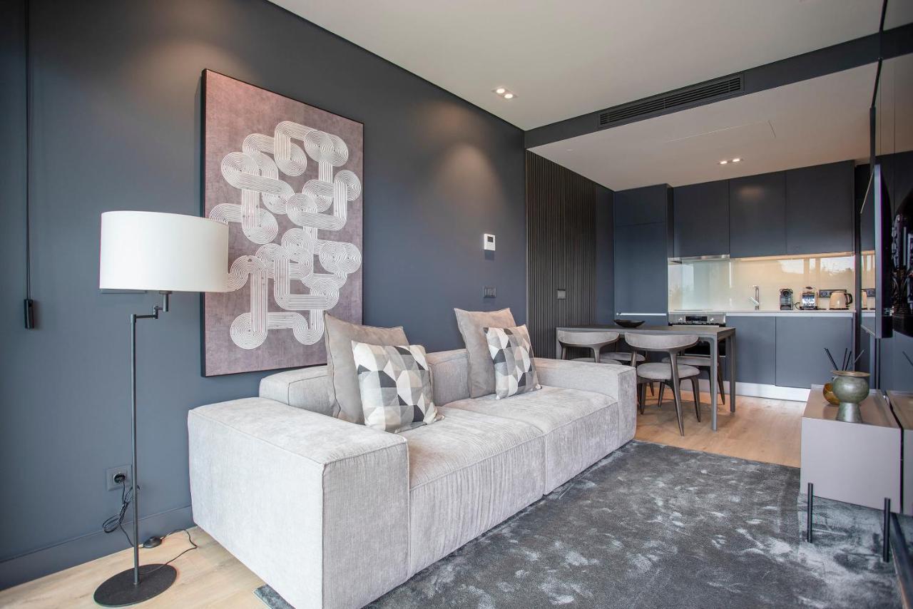 Apartment Liiiving In Porto - Dragao Pool View Apartments *