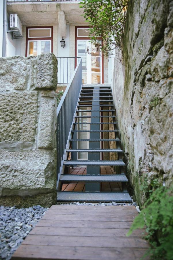 Apartamento Private Garden - Almada 392 *