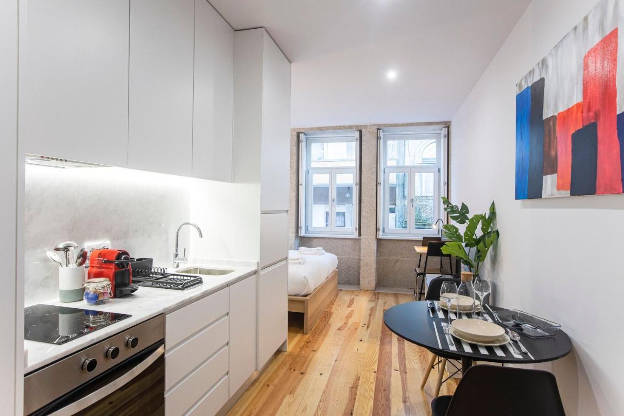 Apartment Trendy Vintage Downtown By Lovelystay Porto