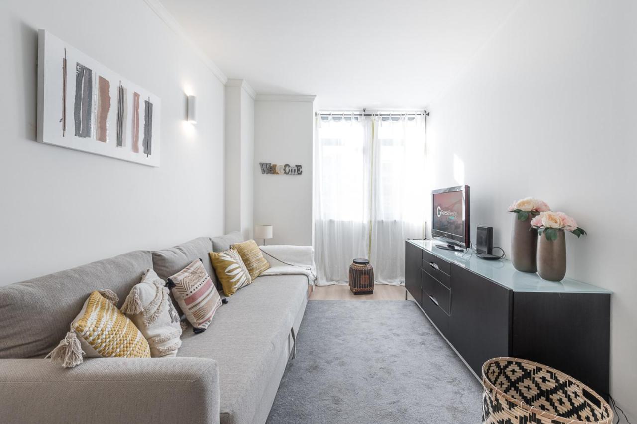 Guestready - From The Inside *