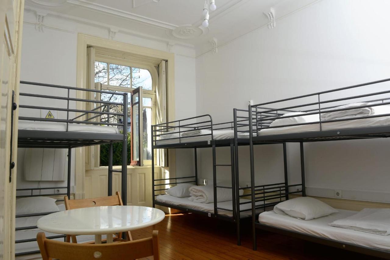 O2 Hostal *