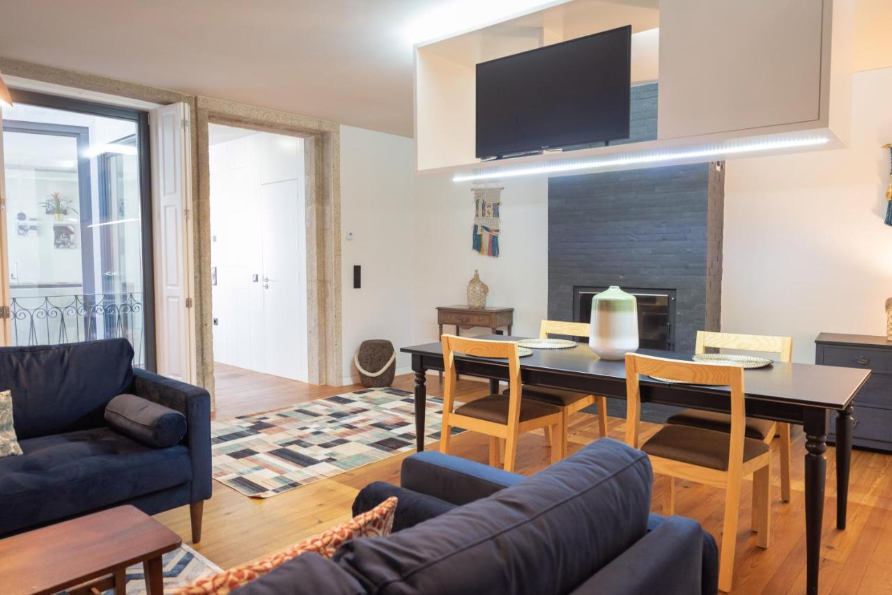 Apartment Loungy *