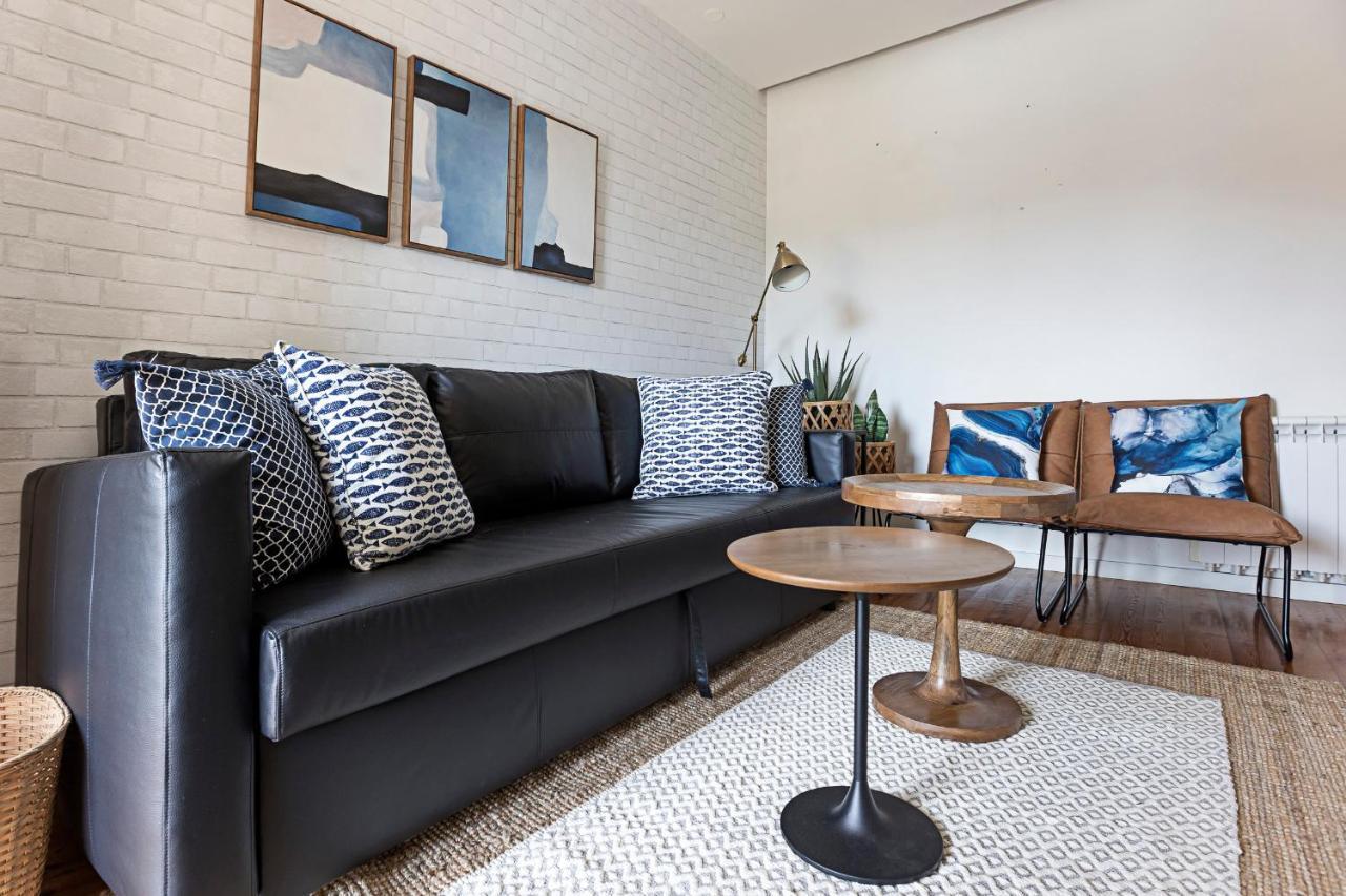 Luxurious Townhome With River View By Lovelystay * Oporto