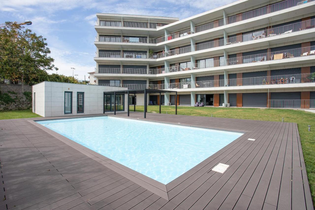 Apartment Liiiving In Porto - Dragao Pool View Apartments Porto
