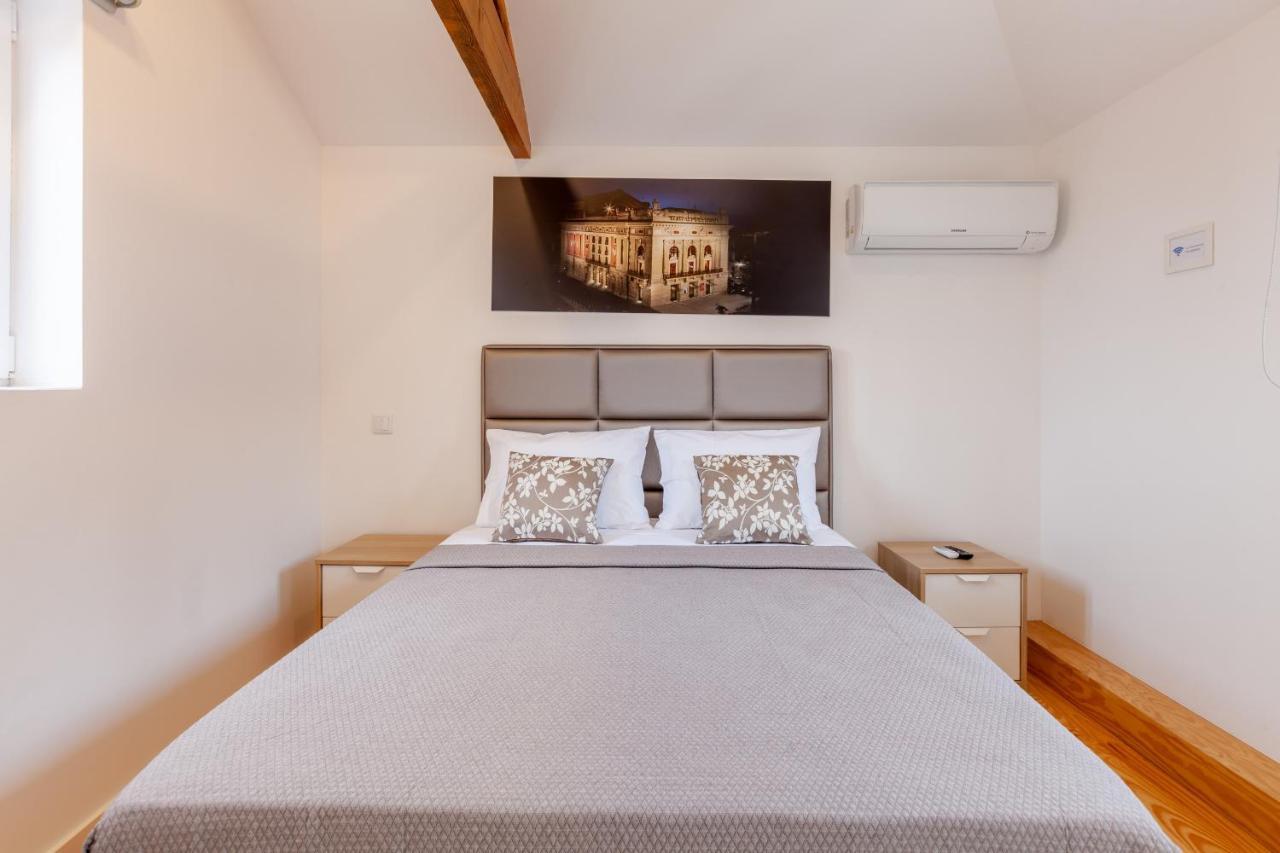 & Apartamento Oporto