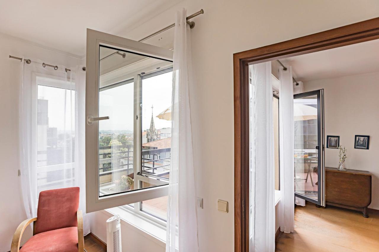 Apartamento Balcony Over By Lovelystay *