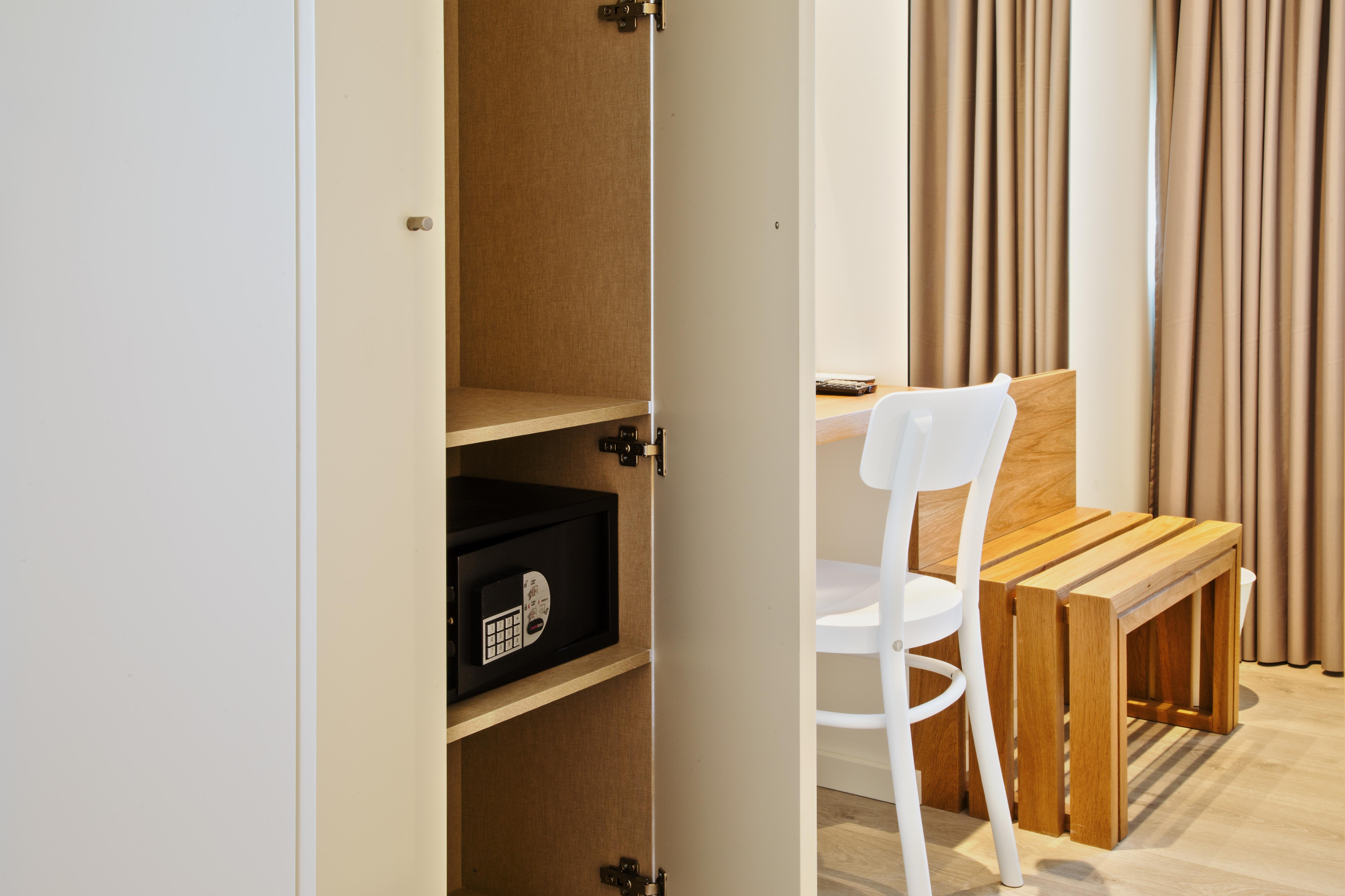 Spot Family Hotel 4*