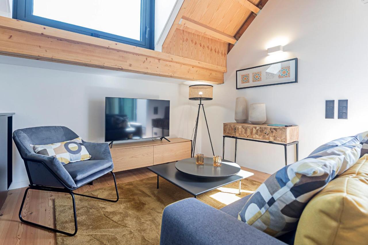 Downtown Duplex W/ Amazing Terrace By Lovelystay Apartment