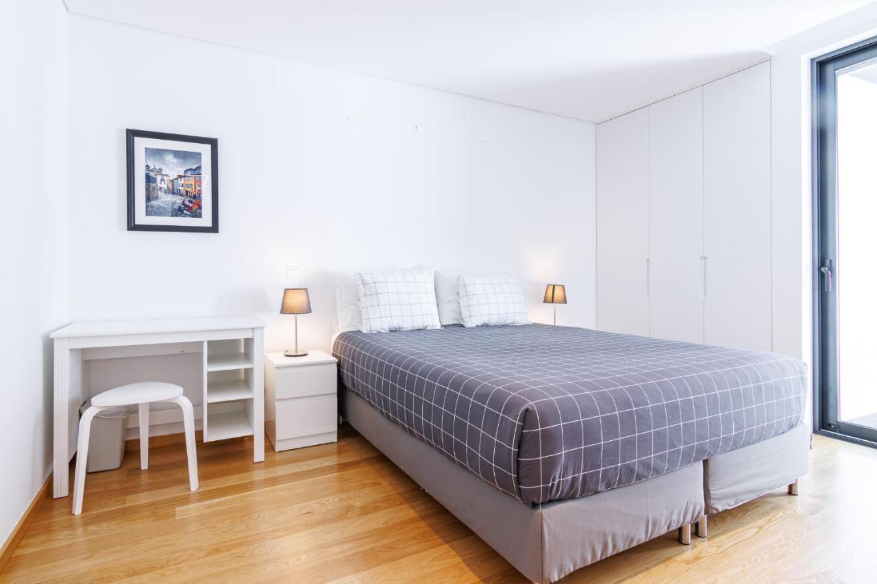 New Camoes Deluxe With Ac And Free Parking Apartamento