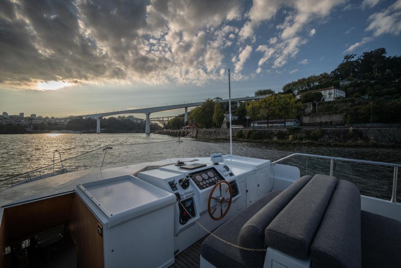 Hotel en barco Ace Six Premier Oporto