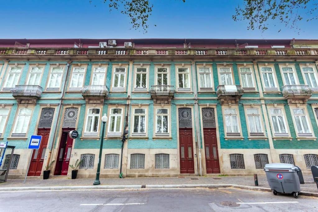 Classy Flat At Marques Square With Garden * Porto