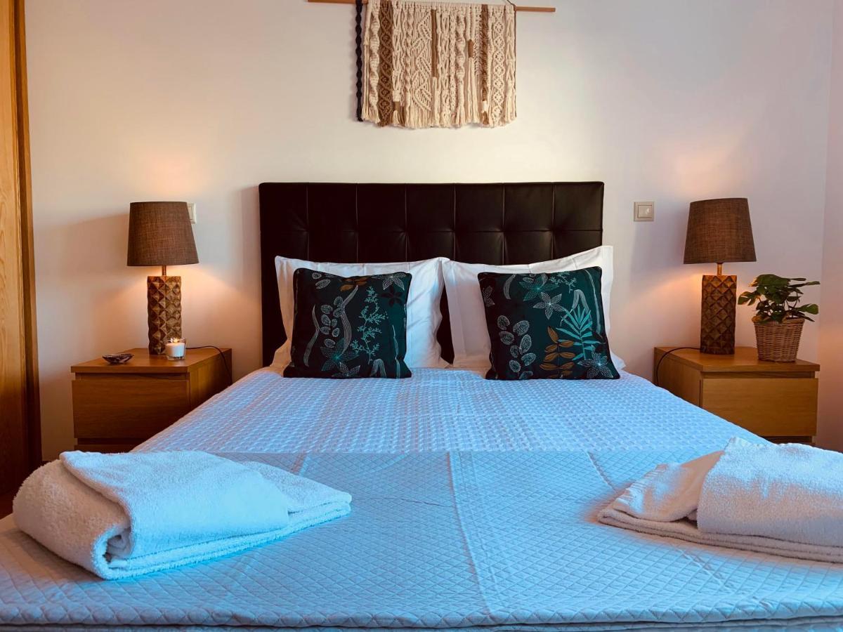 Prelada Flat With Free Parking - By Guest Apartamento *