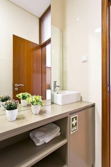 Apartamento Valentino Loft Center - By Guest *