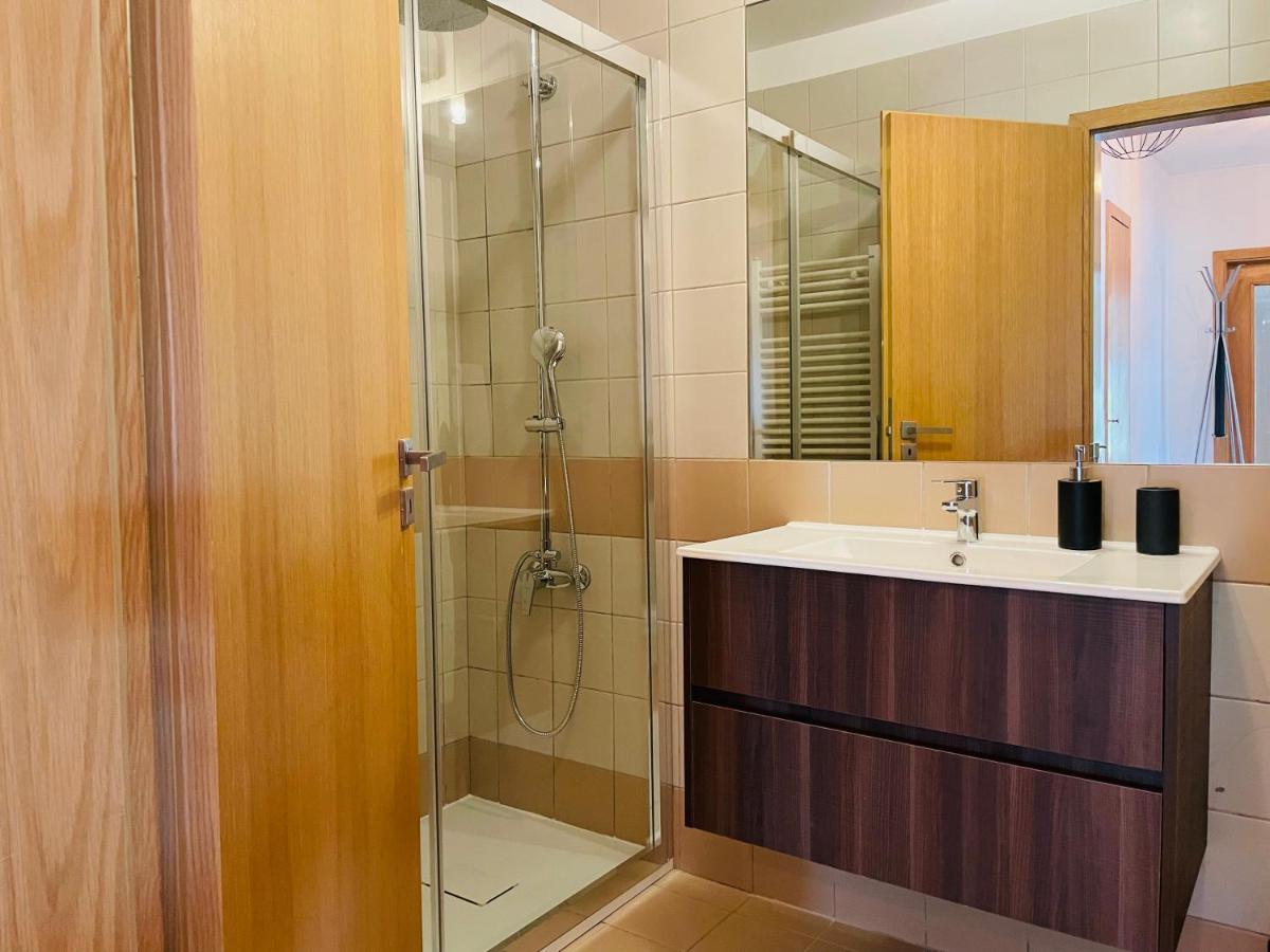 Apartamento Prelada Flat With Free Parking - By Guest