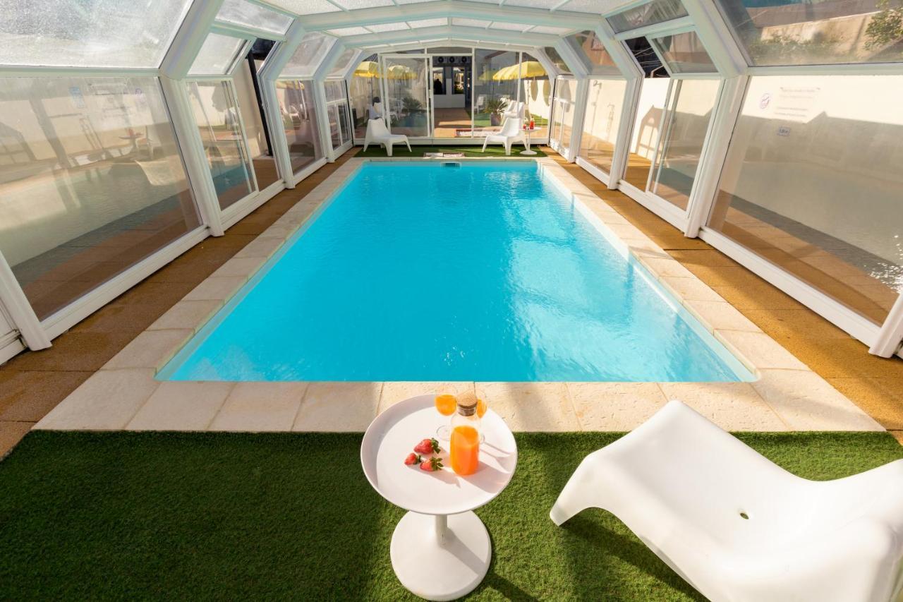 731 Costa Cabral Metro Apartment