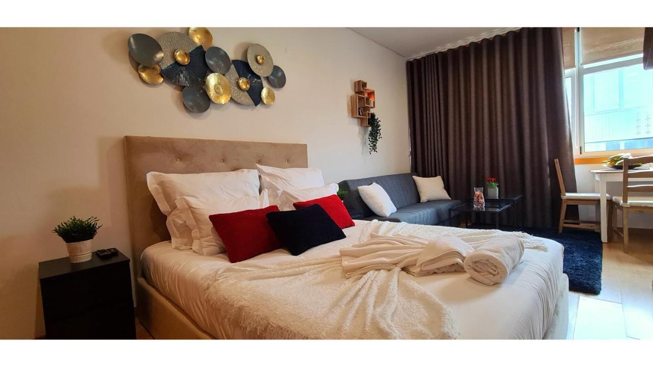 Rentalist Apartaments- Santa Catarina Apartamento Oporto