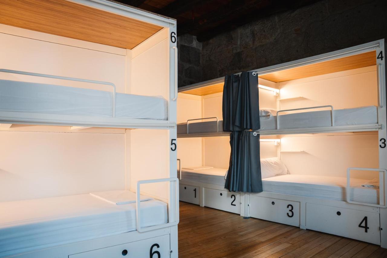 Albergue The House Ribeira *