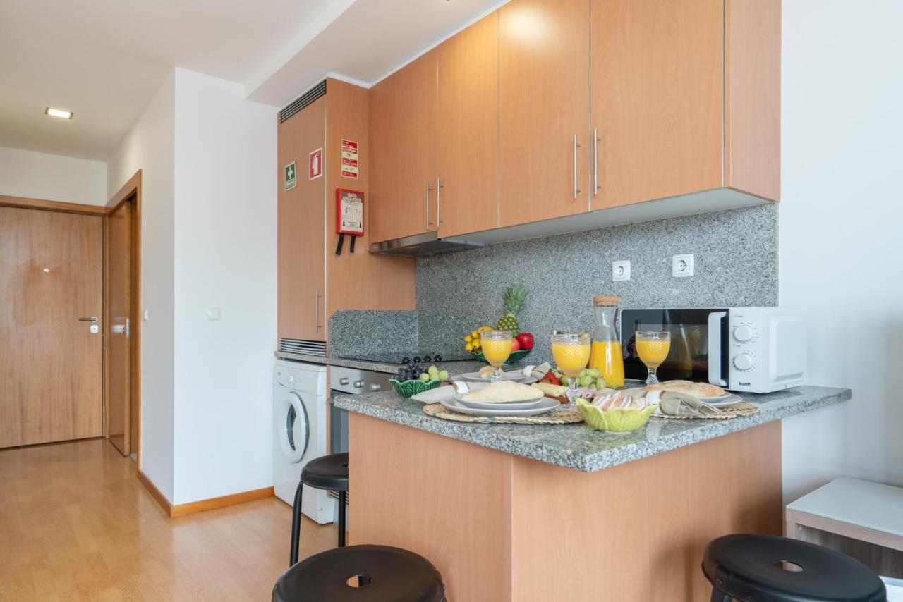 Bright Quiet Flats W/ Terrace Apartamento Porto